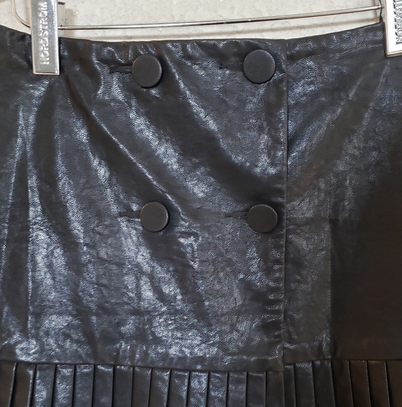Zara Faux leather pleated skirt size Small - Picture 4 of 10